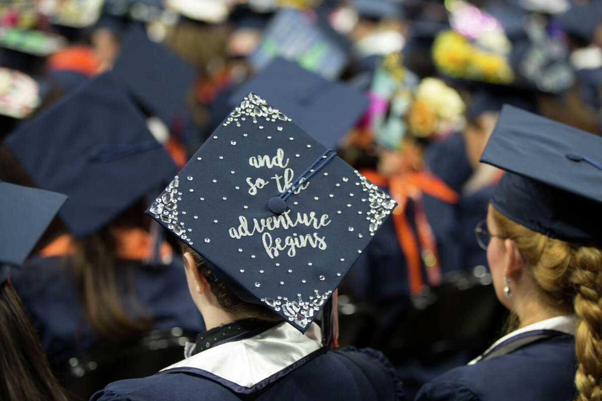 Image of a graduation ceremony.